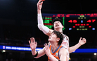 余嘉豪強勢打爆，王奶奶模式再現(xiàn)，10中3慘敗，球迷戲稱軟如鼻涕。