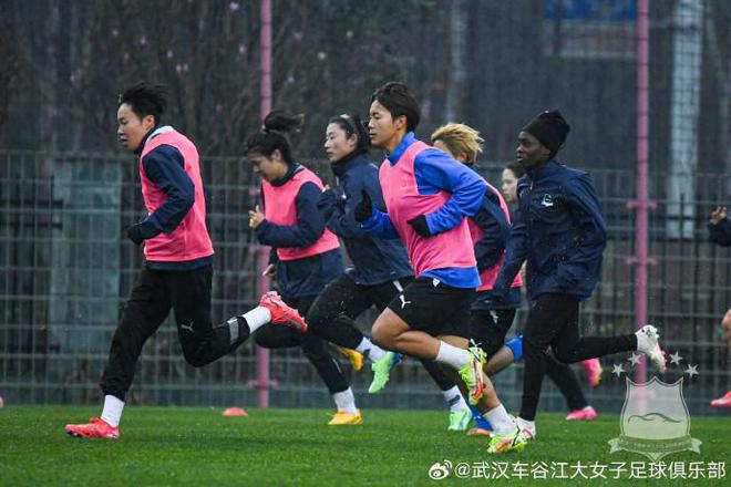 武漢女足主帥：全運(yùn)爭金，亞冠更遠(yuǎn)。