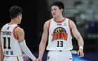 CBA名帥子合同終，場均2.9分，獨(dú)立不靠父，超越春江父子。