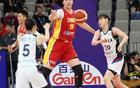中國女籃大勝22分，韓旭張子宇強(qiáng)勢內(nèi)線，優(yōu)勢明顯。